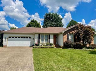 680 Winchester Dr, Hopkinsville, KY 42240