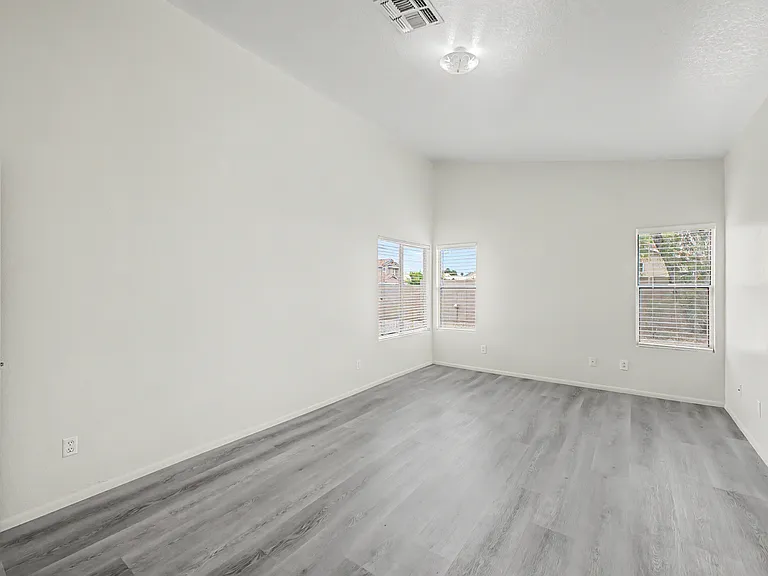 12402 N 41st Ave — Photo 24