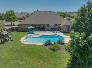 1209 NW 187th Cir, Edmond, OK 73012