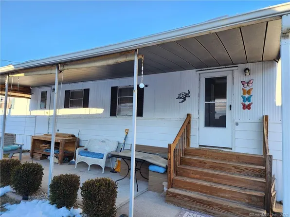 32 Shawnee Road, East Hartford, CT 06118