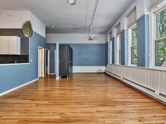 5th image of 1140 Columbine St APT 202