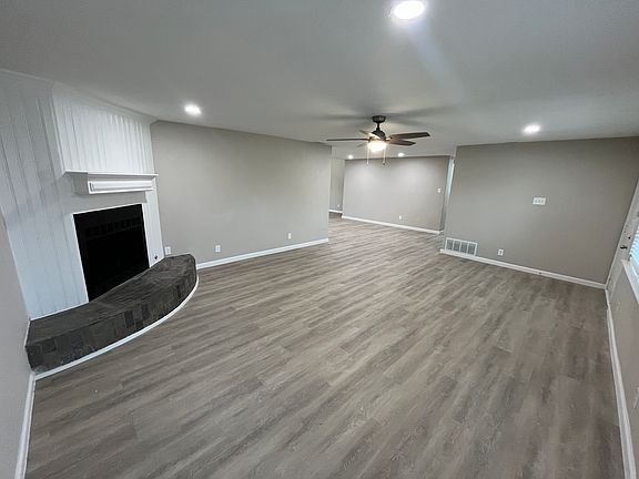 4th image of 1831 Moonbeam Ln