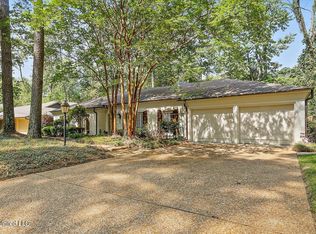 5355 Balmoral Dr, Jackson, MS 39211