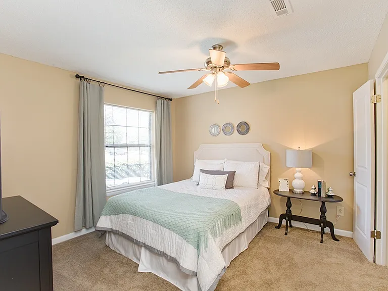 2 Bedroom Luxury-Classic Style