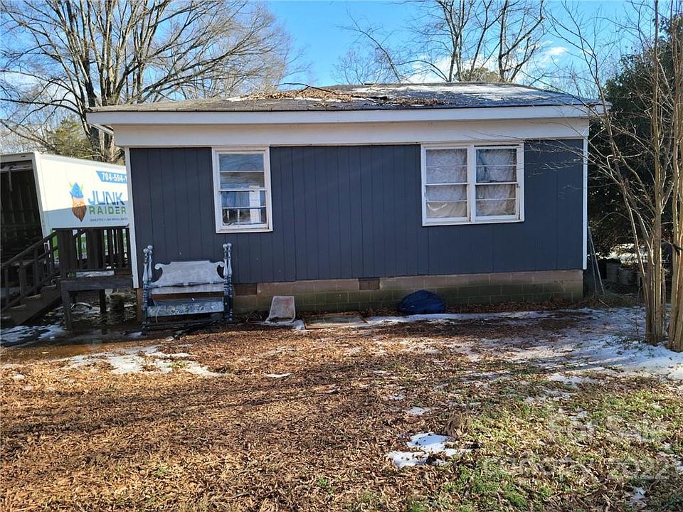 1st image of 7825 Carelock Cir