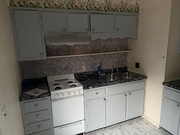 5th image of 301 Park Blvd APT A6