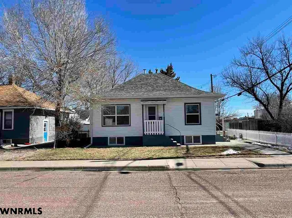 1630 12th St, Gering, NE 69341