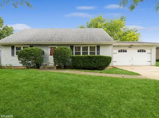 1910 Powder River Path, Elgin, IL 60123