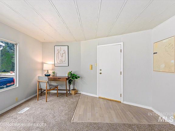 5th image of 7178 Garden Glen Ln