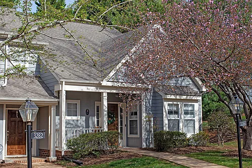3284 Gateway Cir Photo 1