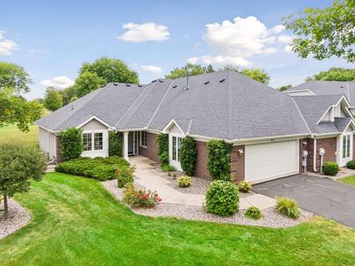8810 Pointe Vista Dr, Victoria, MN, 55386
