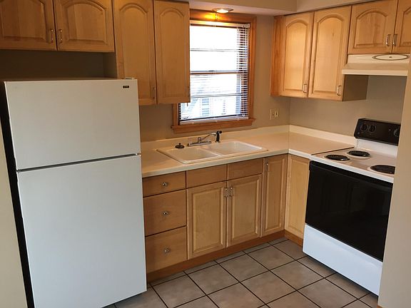 2nd image of 708 27th Ave S APT 204