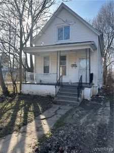 4 Pleasant Pl, Buffalo, NY, 14208
