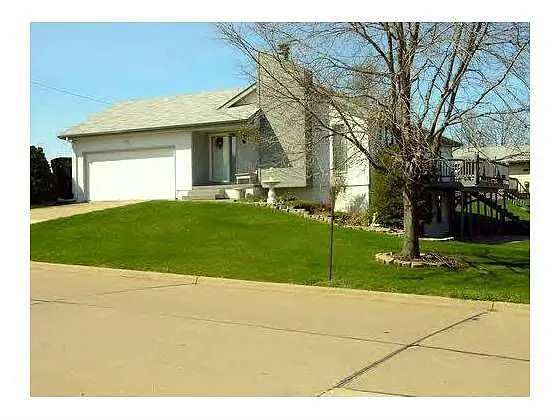 2730 Regina Dr photo 1