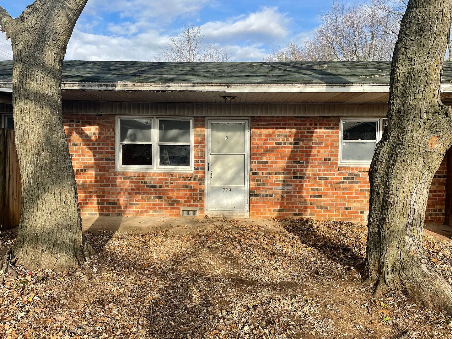 209 S. Oak Cliff Drive — Photo 1