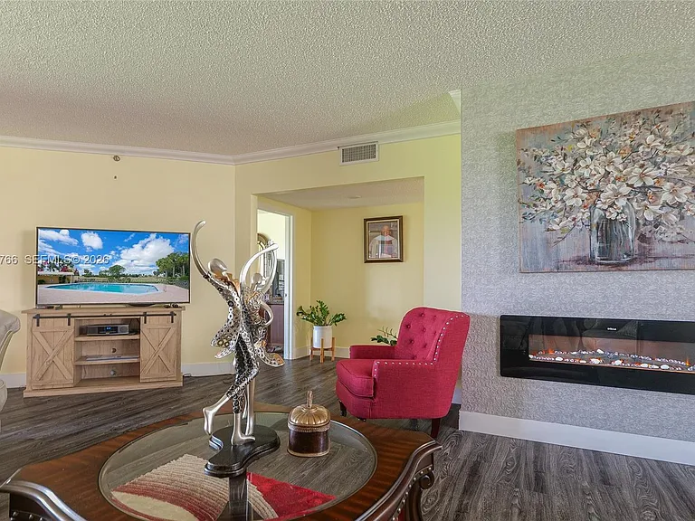 7200 Radice Ct #309 — Photo 7