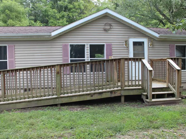 303 Lincoln St, Dowagiac, MI 49047