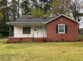 125 Laurel Ave E, Greenwood, SC 29649
