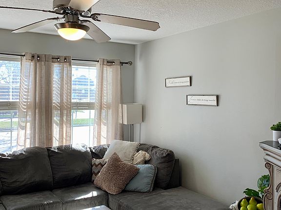 4th image of 2506 Eaton Ave