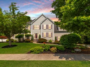 7 Tulip Way, Medway, MA 02053