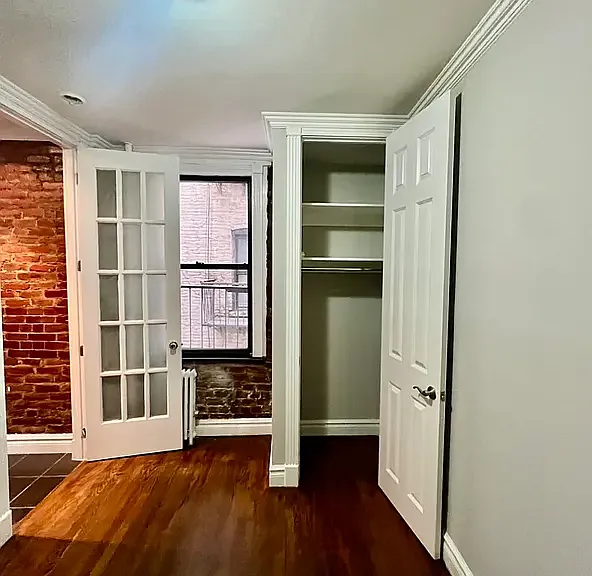 416 E 13th St #4E — Photo 3