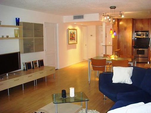 1st image of 1901 Brickell Ave #111