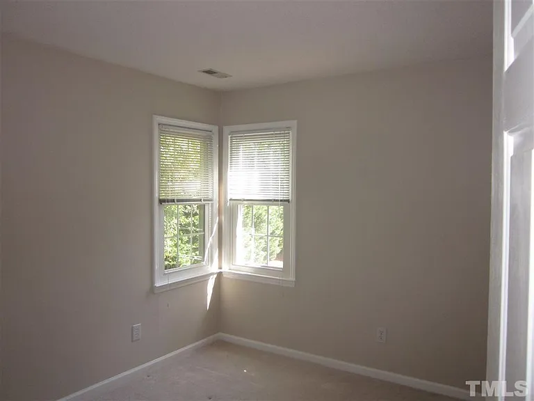 3407 Shady Creek Dr — Photo 13