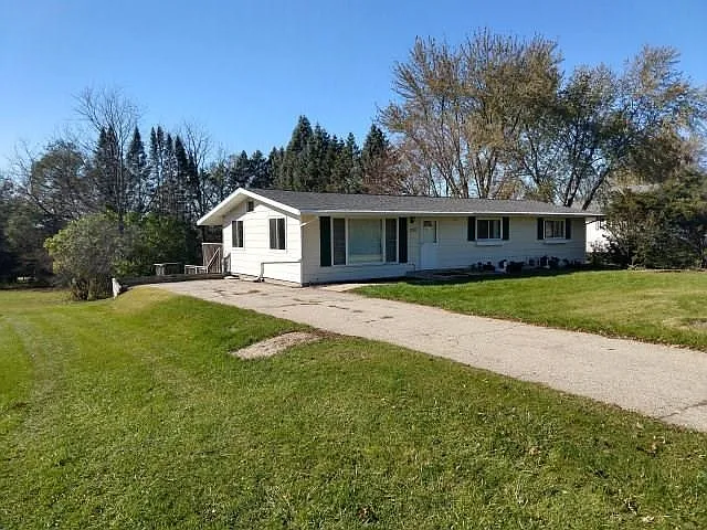 1263 Lake Summerset Rd photo 1