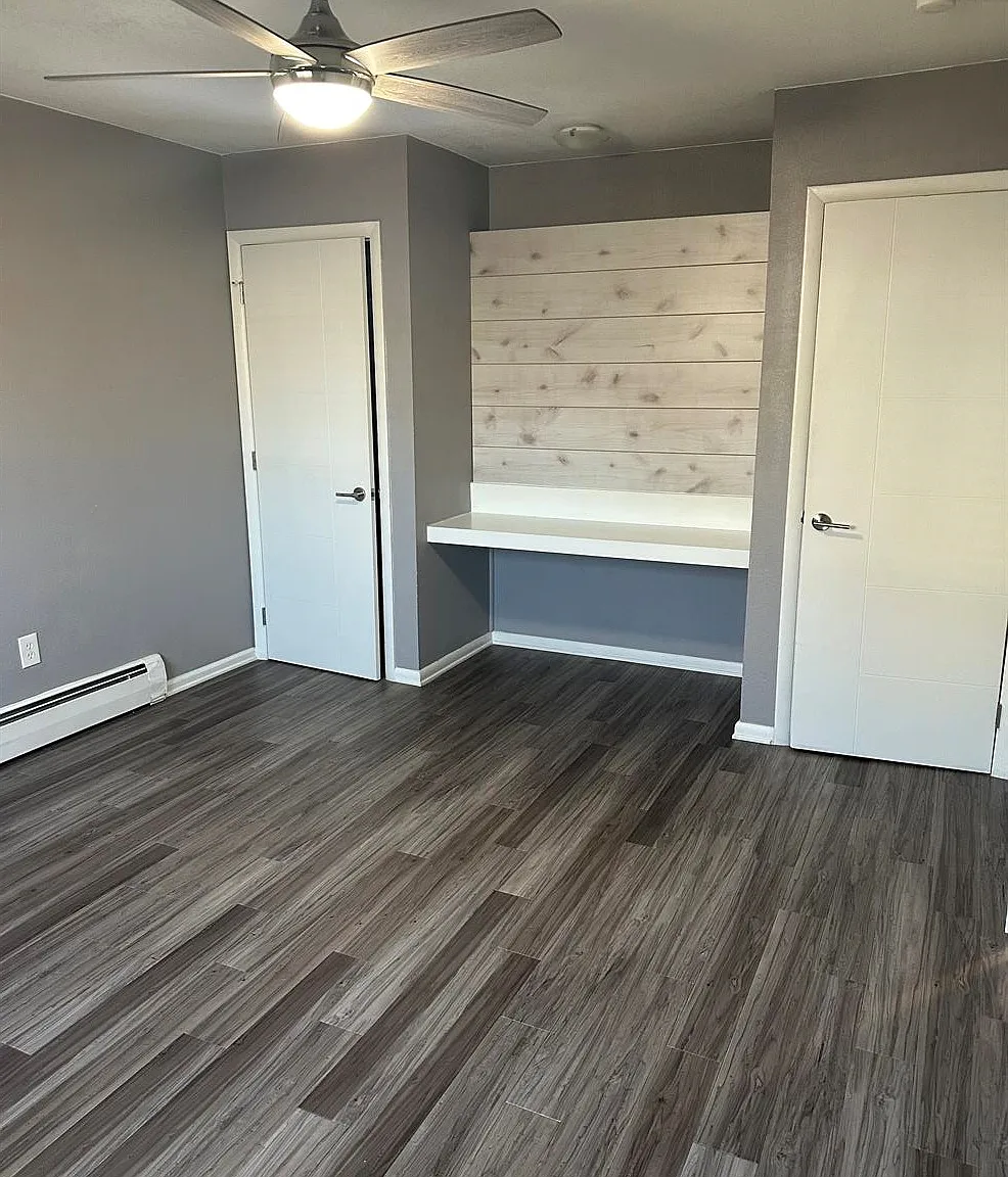 Winona Apartments — Photo 4