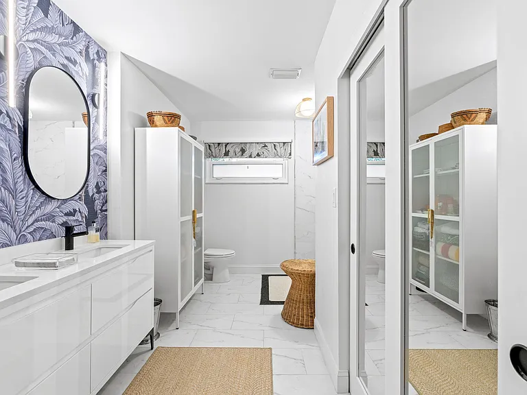 2474 Bedford Mews Dr — Photo 18