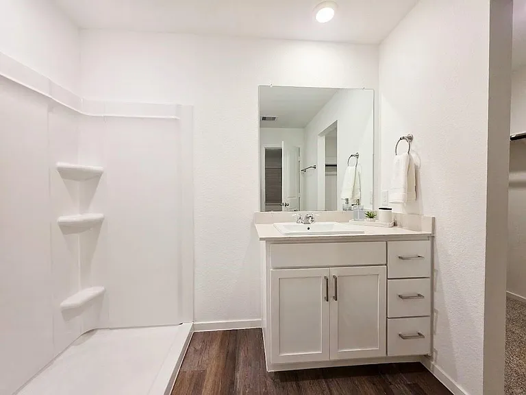 40821 Hawthorne Glades St — Photo 12