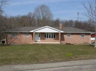 2333 Baird Ave NE, Paris, OH 44669