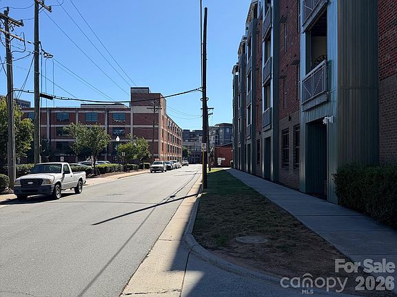 5th image of 630 Calvert St Unit 107