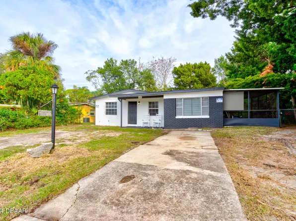 1370 Wright St, Daytona Beach, FL 32117