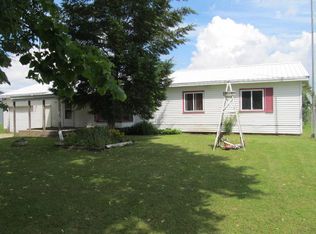 9153 County Road 441, Posen, MI 49776