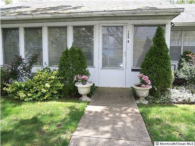 1st image of 126 Buckingham Drive #B