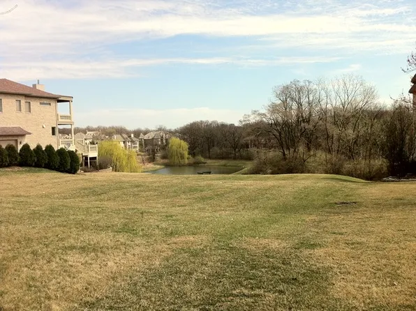 8605 Johnston Rd, Burr Ridge, IL 60527