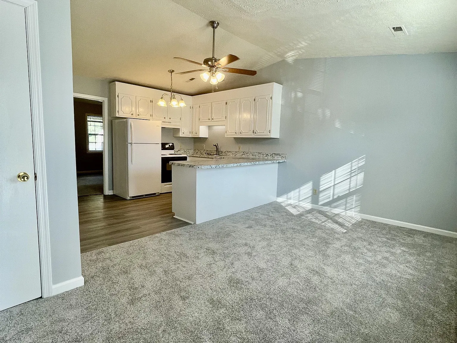 1168 Homestead Garden Court - 2 — Photo 2