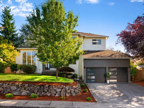 15882 SW Hampshire Ter, Portland, OR 97224