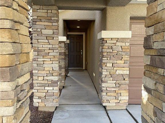 2nd image of 7847 Askew Pl