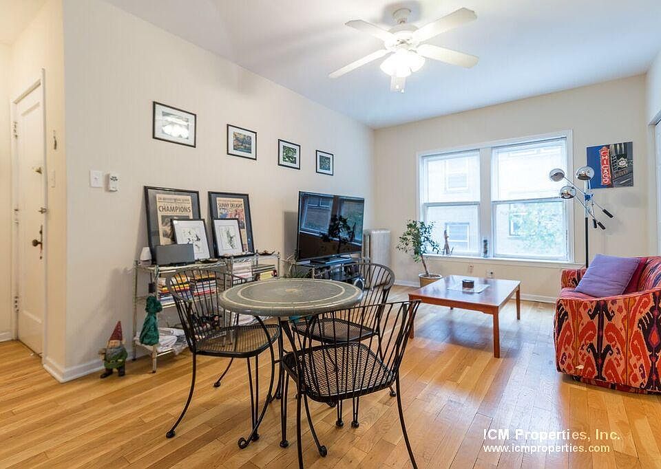 2nd image of 3940 N Pine Grove Ave #2