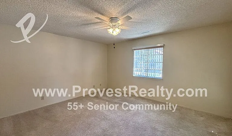 19053 Elm Dr — Photo 13
