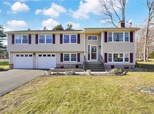 15 Valley Forge Ct, Southington, CT 06489