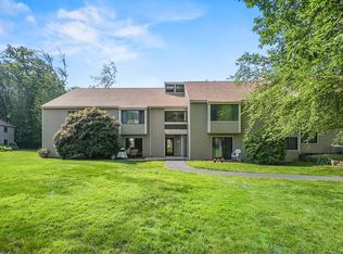 7 Thayer Pond Dr #11, Oxford, MA 01540