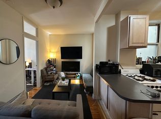 114 E 1st St APT 17, New York, NY 10009