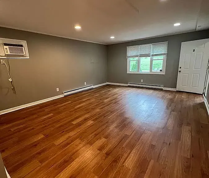 Valley Heights Apartments — Photo 1