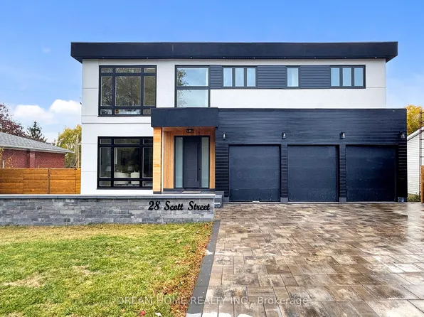 28 Scott St, Whitby, ON L1N 3L1