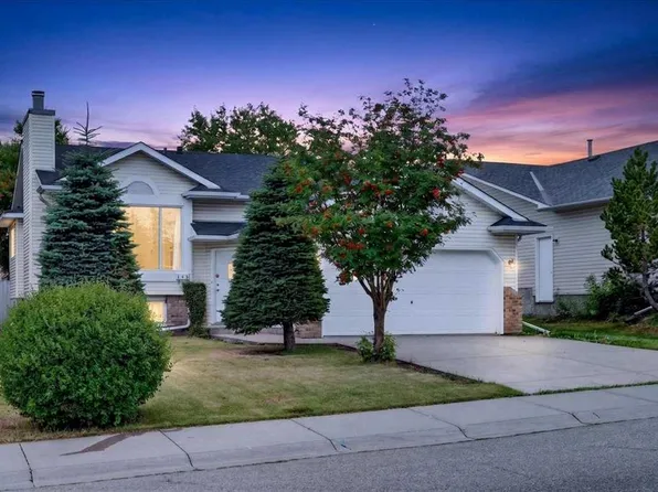 273 NE Sandarac Dr NW, Calgary, AB T3K 3W8