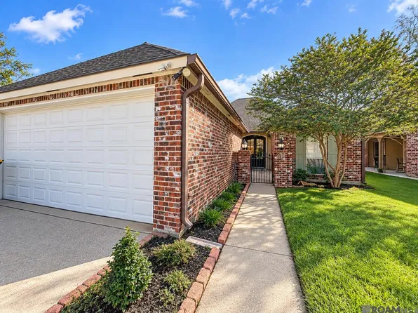 2688 Old Towne Rd, Zachary, LA 70791