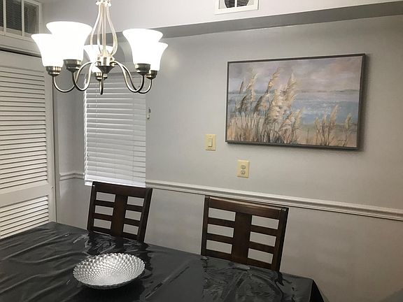 5th image of 1027 Simpson Ave #1027A